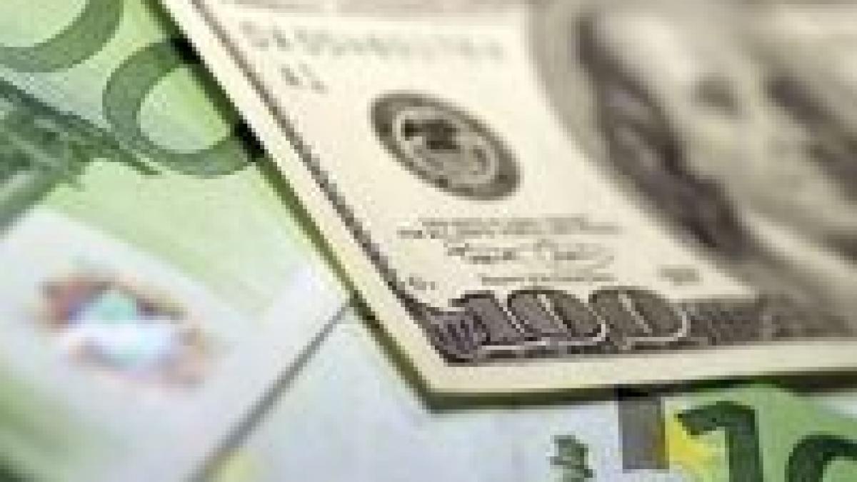 euro a atins un nou record fata de dolar