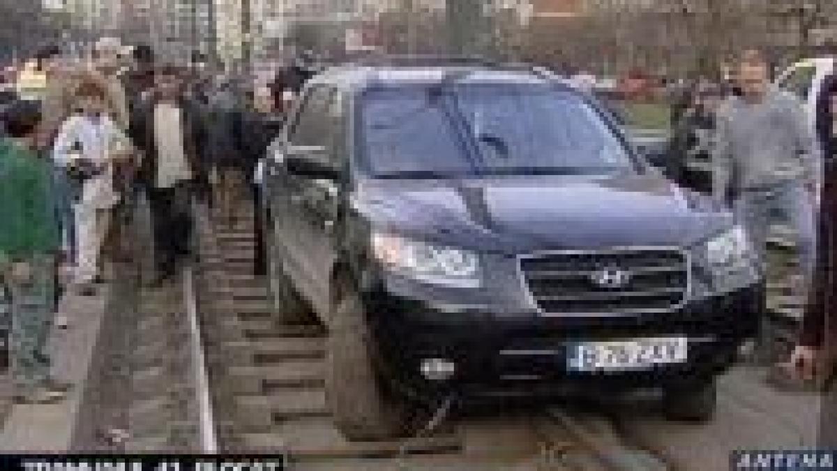 bucuresti cu masina pe linia de tramvai mai bine de o ora