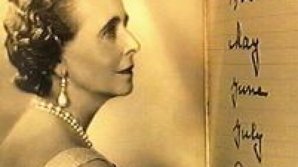 fotografii ale reginei maria expuse la istanbul