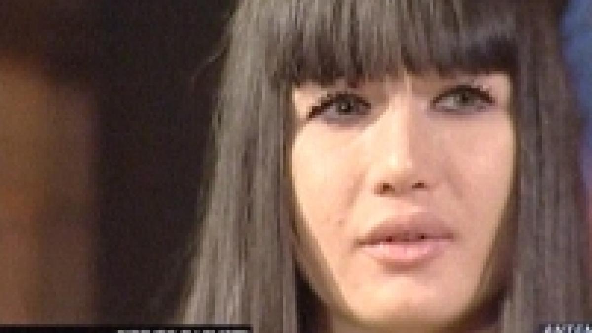 discurs cu balbaieli elena basescu si a tinut prima cuvantare ca secretar general video