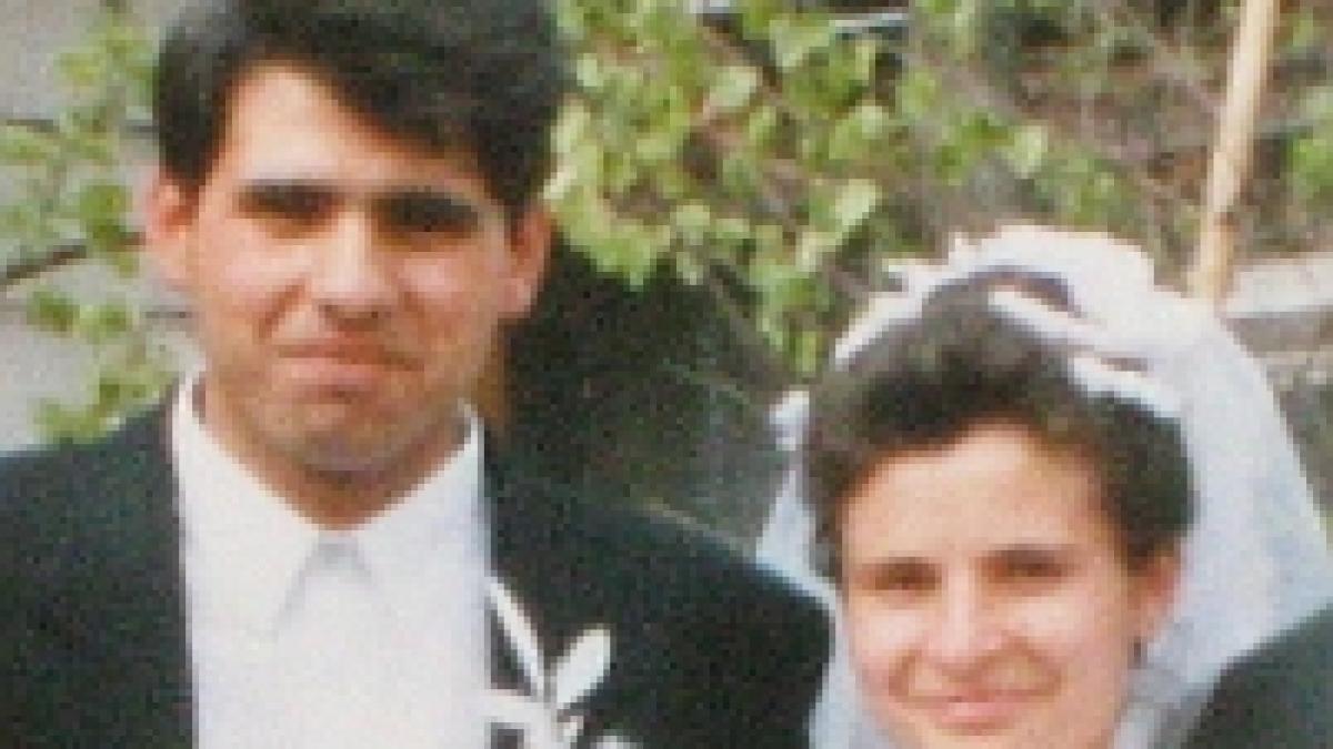 sa numaram persoanele care l au ajutat pe costel busuioc in romania unu doi gata