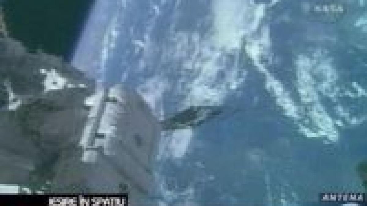 astronautii de pe naveta endeavour au efectuat a doua iesire in spatiu