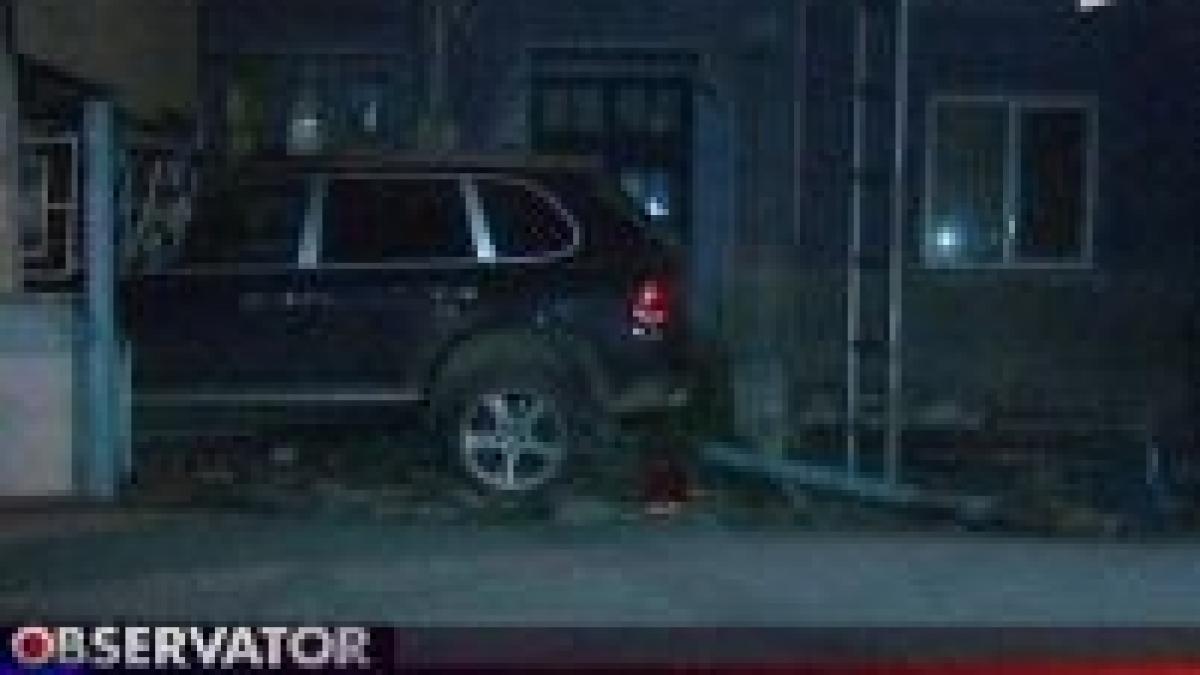 cu suv ul in gard din cauza unei discutii cu sotia video