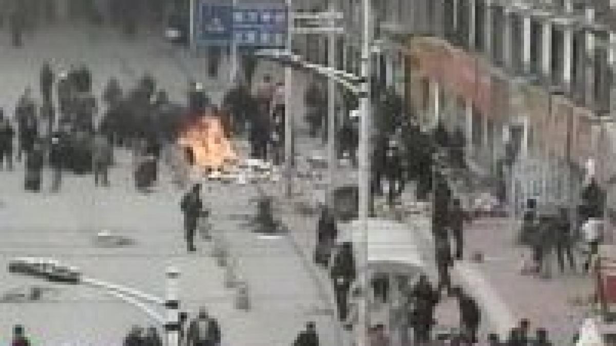 protestele din china iau amploare tibetanii au devastat institutiile guvernamentale