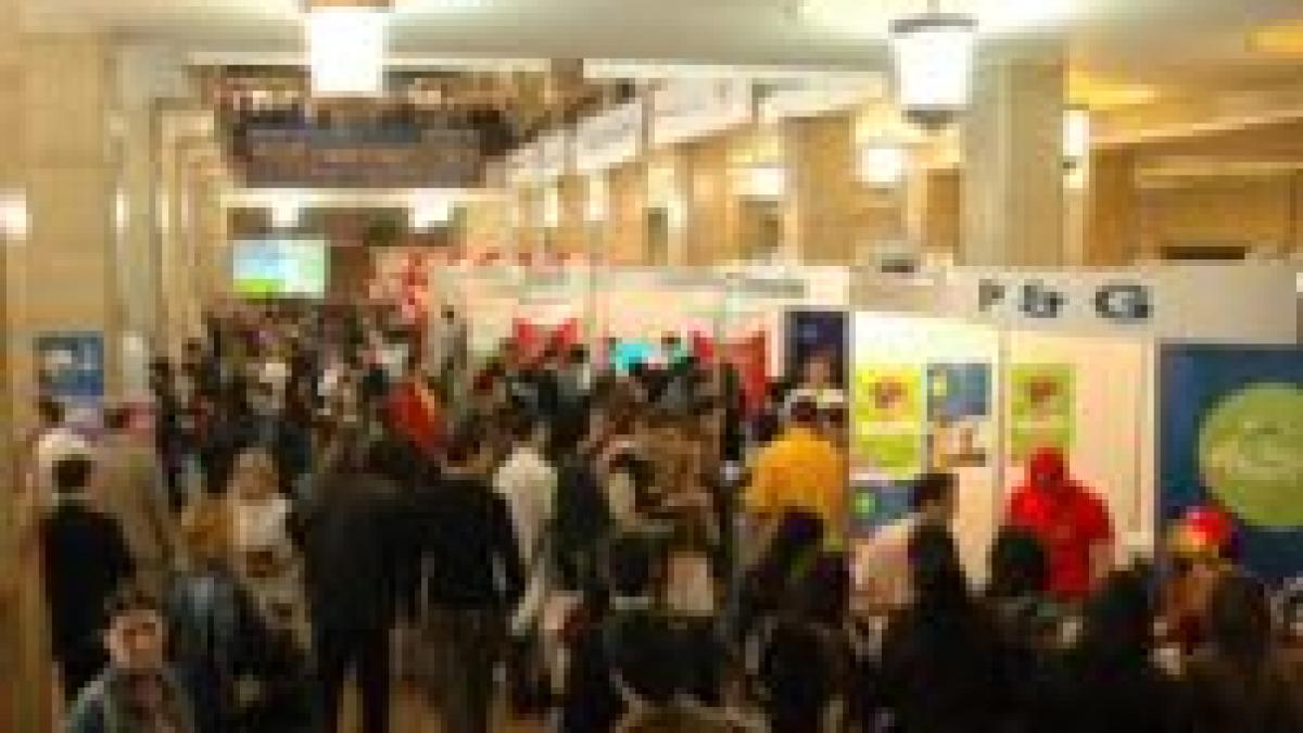atentie studenti targ de locuri de munca la sala palatului