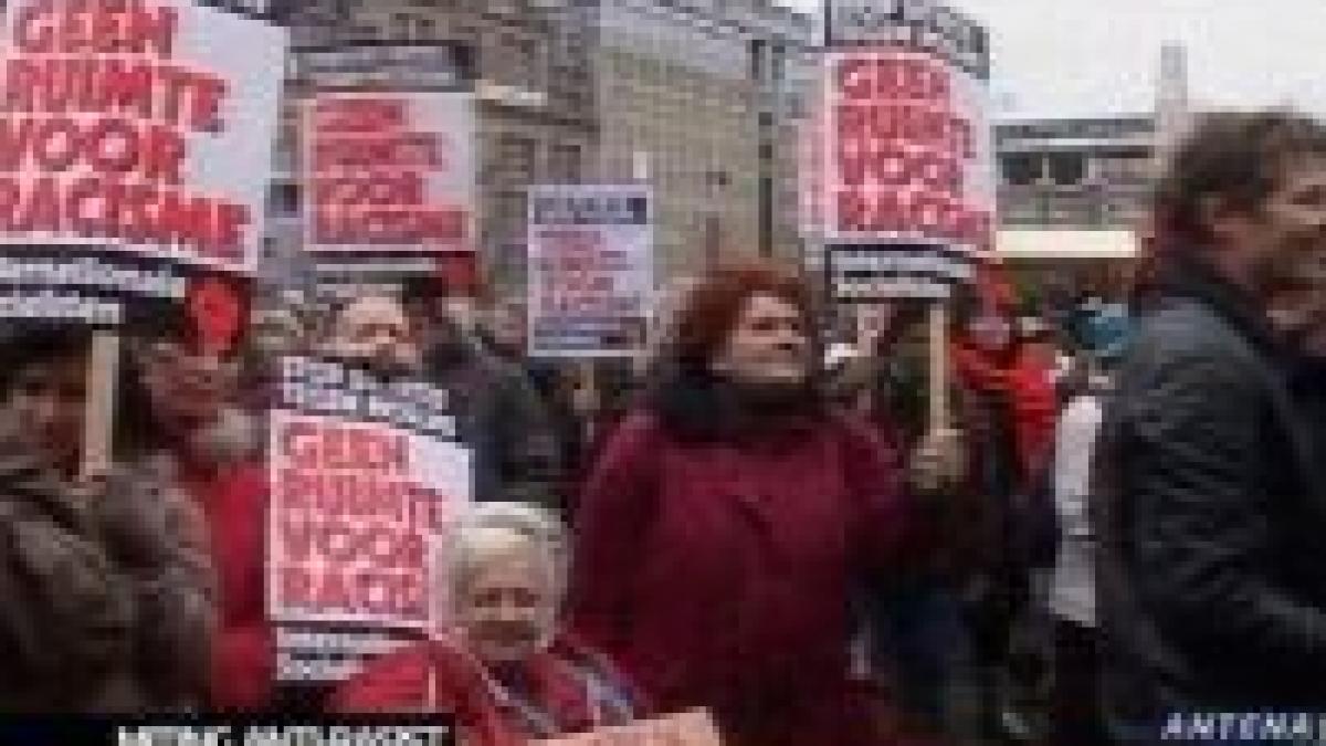 olandezii au protestat in amsterdam impotriva rasismului