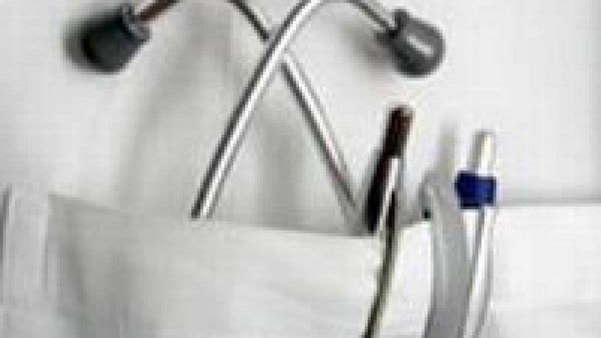 un medic roman a povestit in the guardian despre coruptia din sanatate