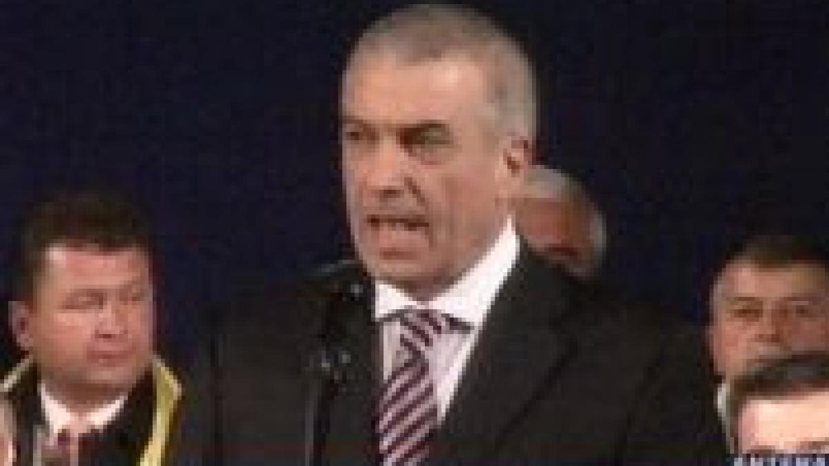 tariceanu loveste din nou stolojan este un traseist politic