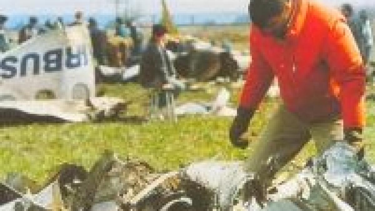 13 ani de la accidentul de la balotesti cel mai grav accident aviatic civil din romania