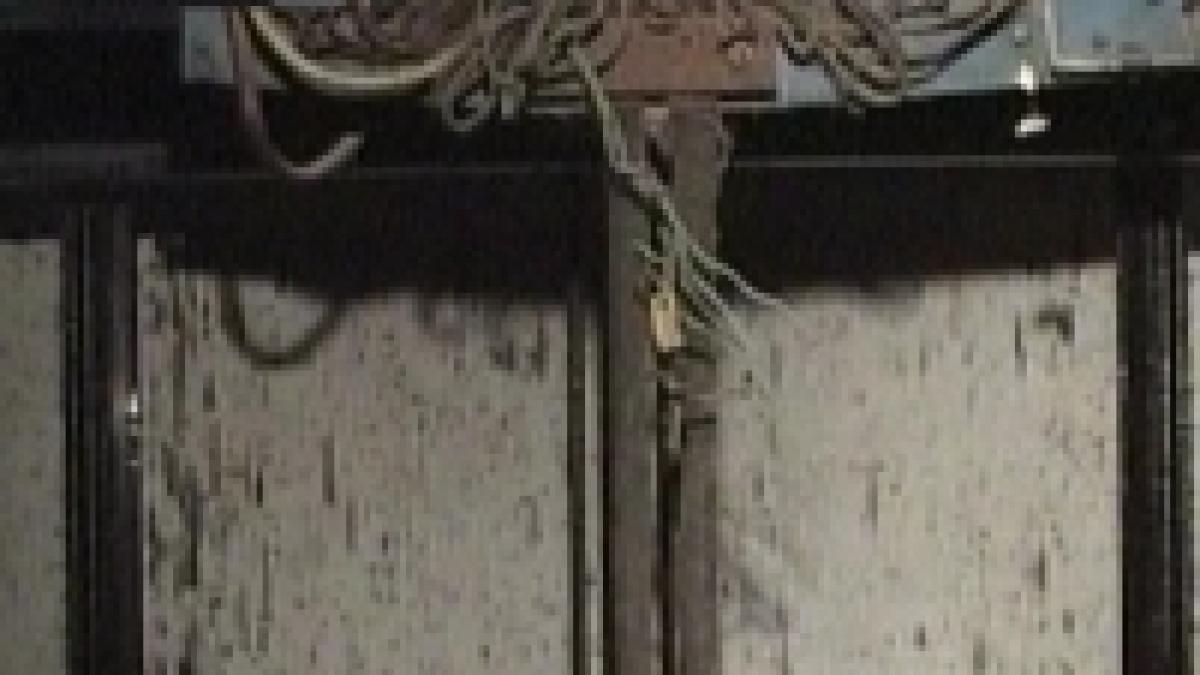 o femeie gravida a cazut cu liftul cativa metri in gol