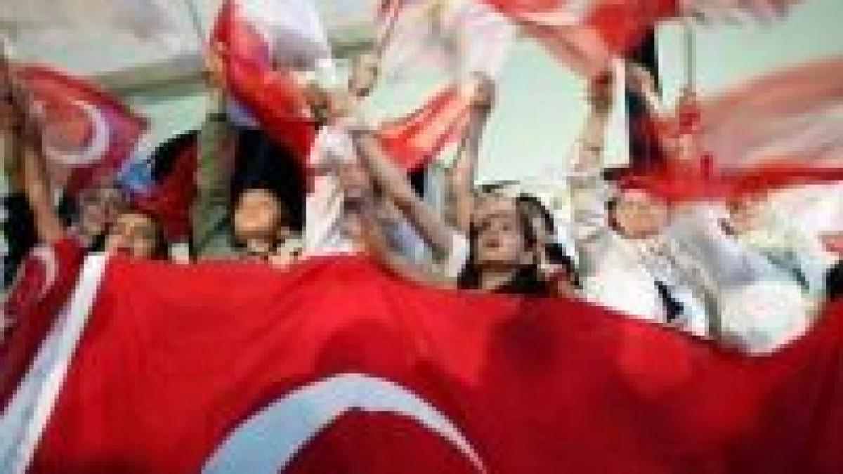 partidul aflat la putere in turcia ar putea fi interzis