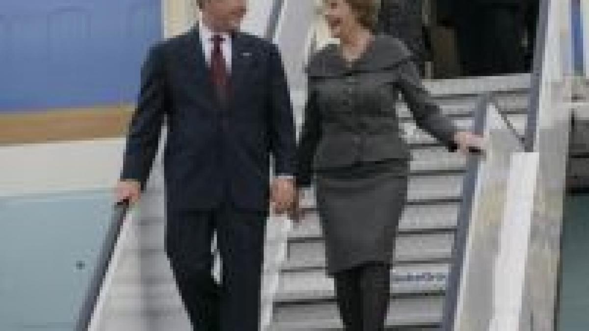 intalnirea bush basescu pe site urile casei albe si presedintiei romane foto