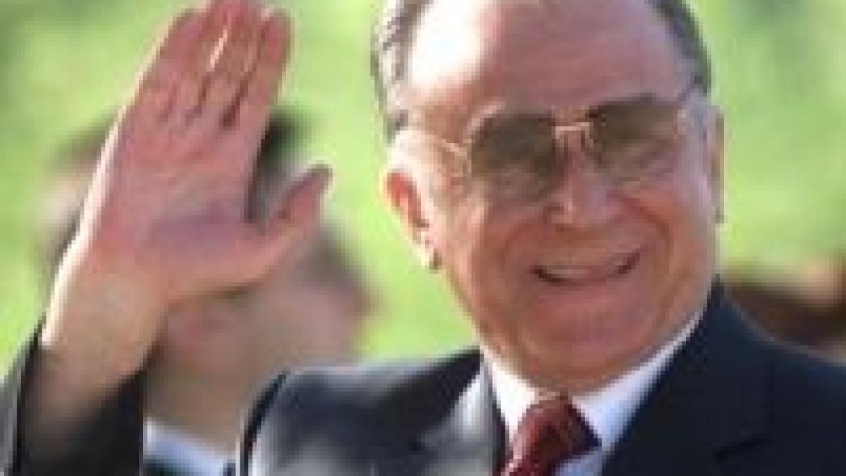 cadou simbolic pentru ion iliescu tablouri infatisand eroii revolutiei din 1989