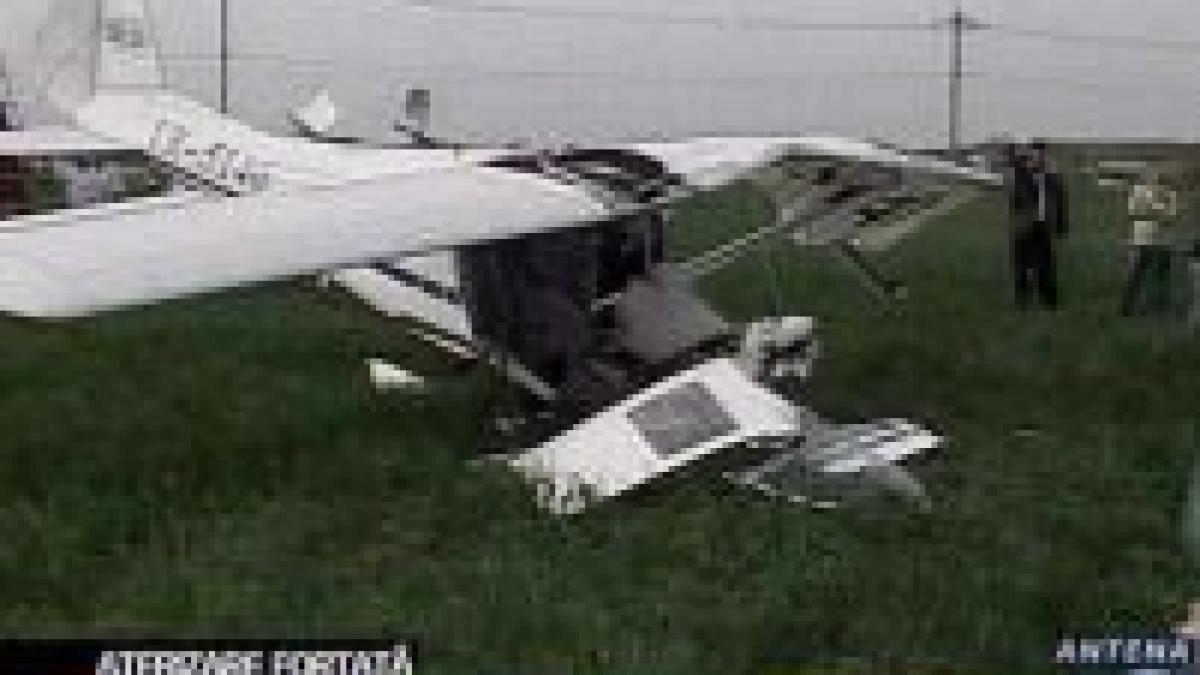 ilfov un avion de mici dimensiuni a aterizat fortat in localitatea gagu