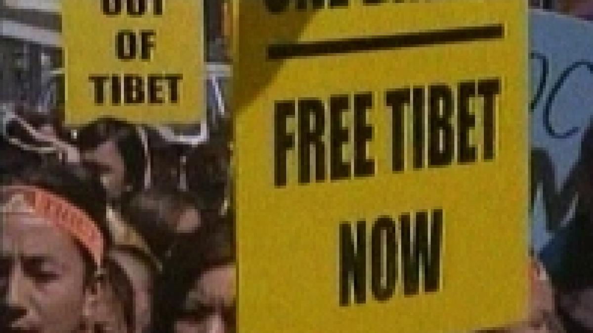 sua mars de protest fata de genocidul cultural din tibet video