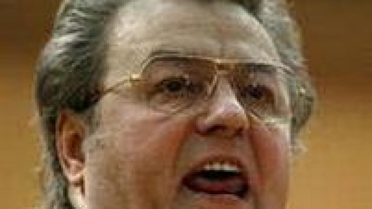 jurnalistii care l au fotografiat pe vadim tudor au depus plangere impotriva acestuia