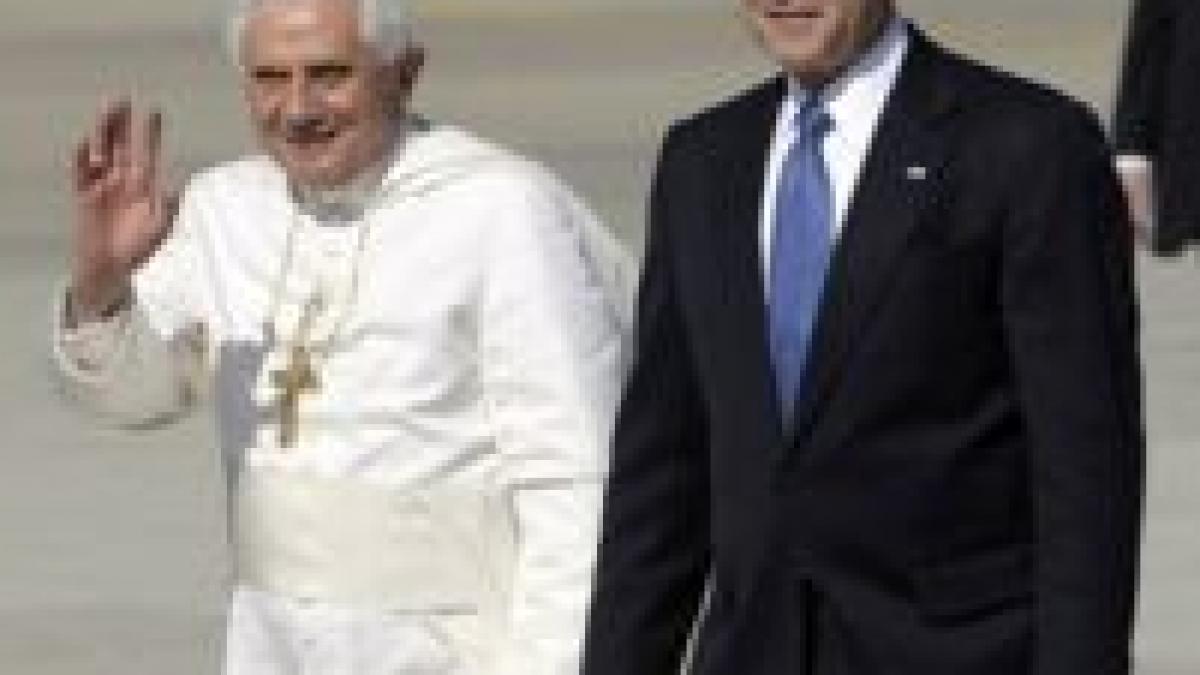 papa benedict al xvi lea a oficiat o liturghie speciala pe stadionul din washington