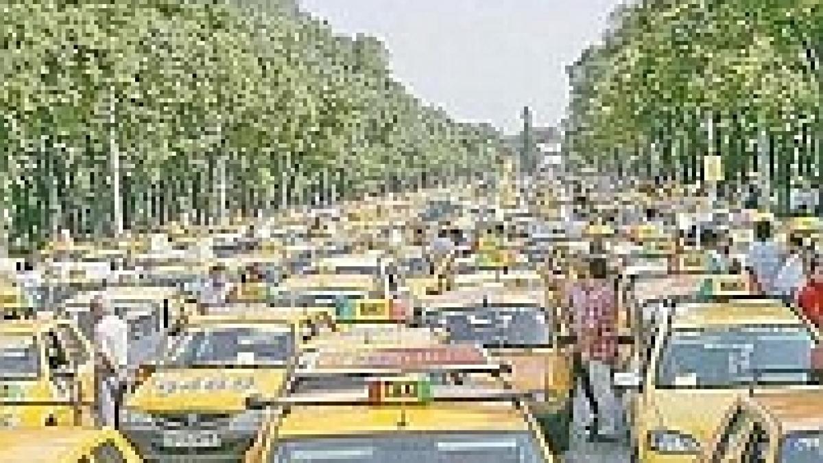 taximetristii independenti au protestat in centrul capitalei