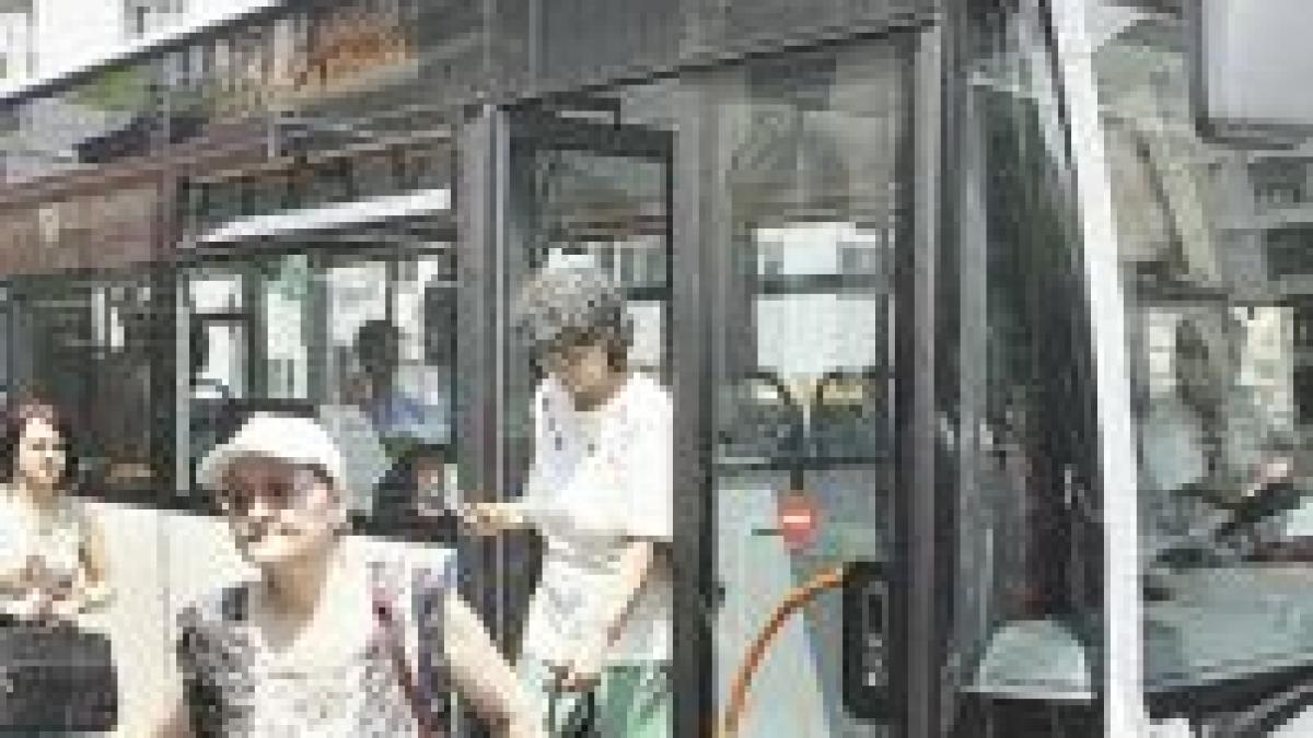 programul de 1 mai cfr ratb banci si posta