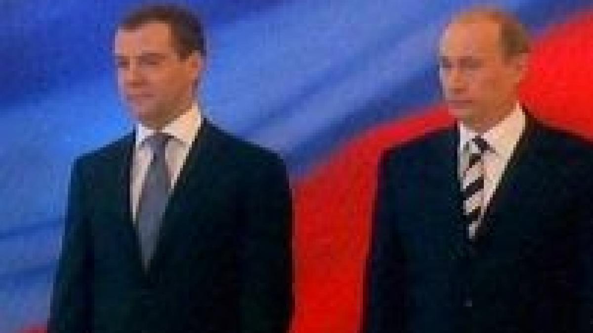 dimitri medvedev noul lider de la kremlin vladimir putin va fi investit premier
