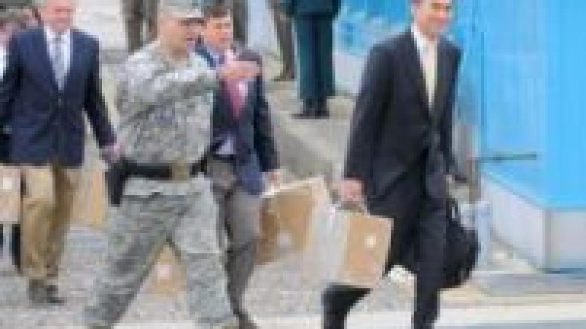 guvernul nord coreean a predat unui diplomat american documente despre programul sau nuclear