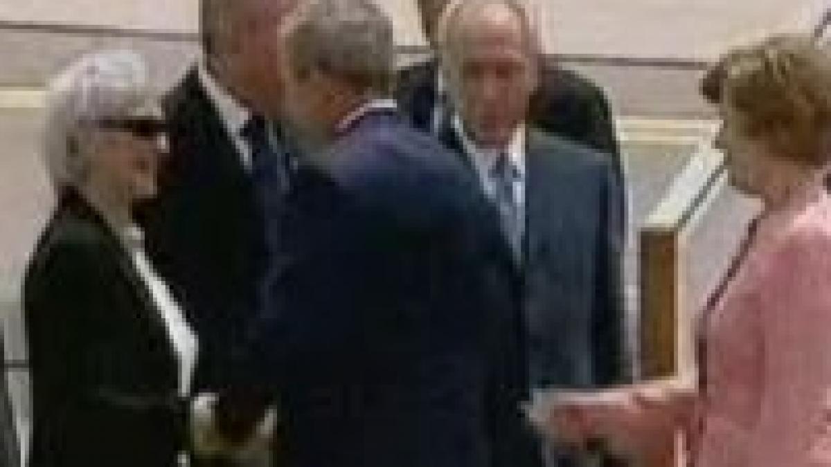 Bush a ajuns în Israel, unde vrea să relanseze procesul de pace israeliano-palestinian <font color=red>(VIDEO)</font>