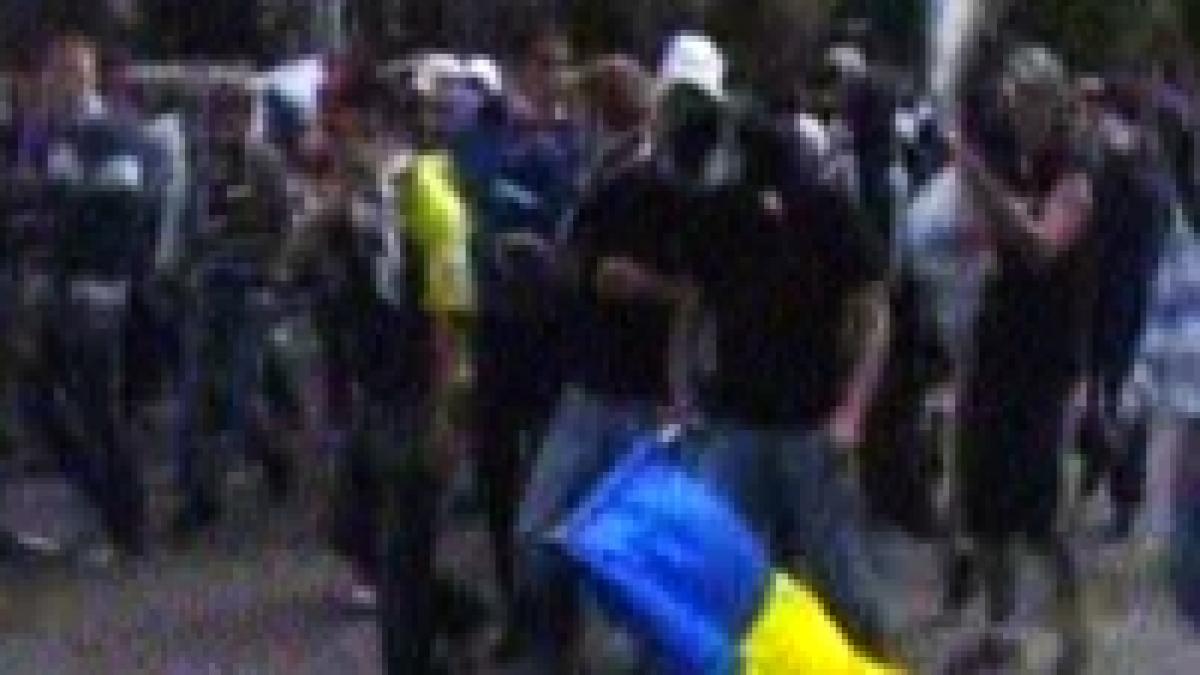 rasturnare de situatie la cluj un politist este acuzat ca i ar fi batut pe suporterii universitatii