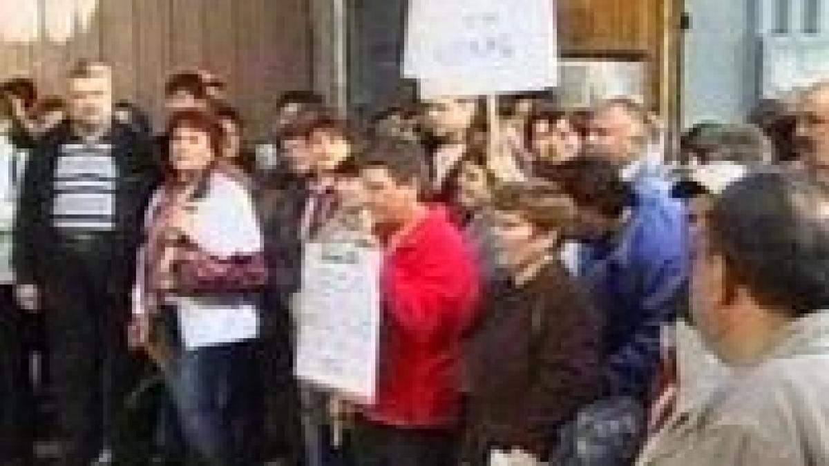 brasov continua protestele la fabrica rulmentul video