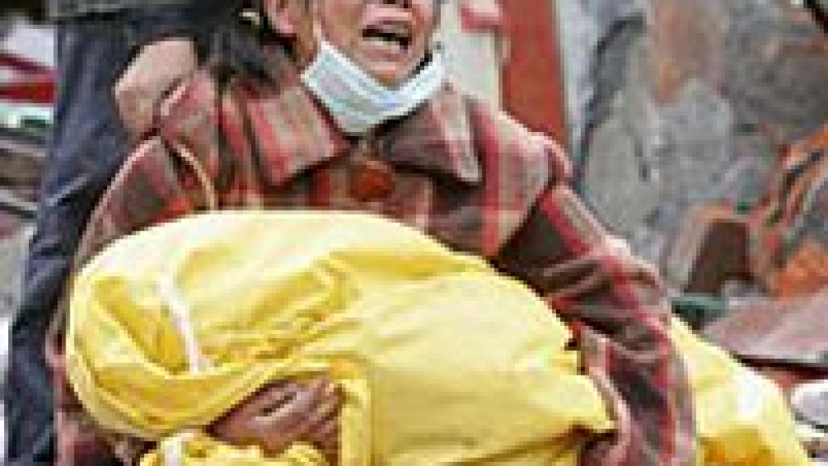 china dupa cutremur constructorii cladirilor prabusite ar putea fi condamnati la moarte