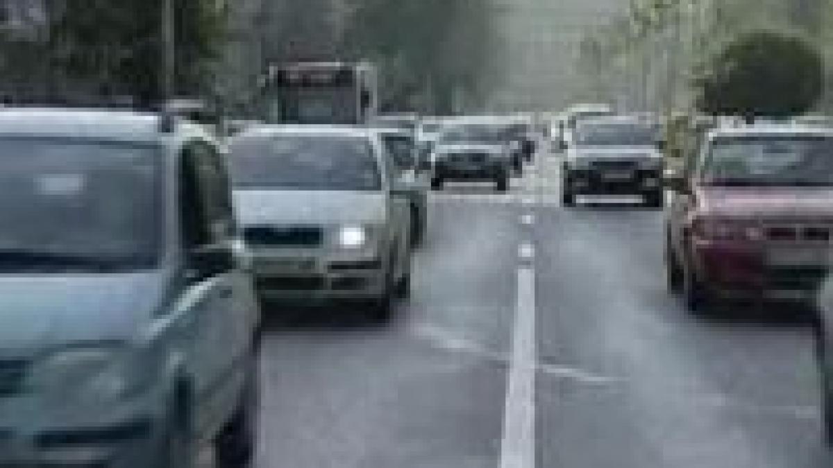 semafoare inteligente dar ineficiente spun soferii video