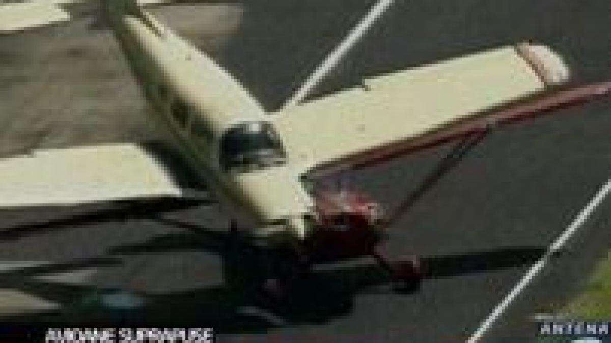 incident in texas un avion a aterizat din gresala pe un alt avion