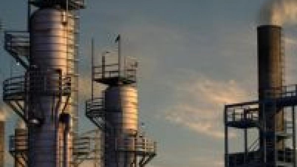 pretul petrolului a crescut cu 5 dolari in mai putin de 24 de ore