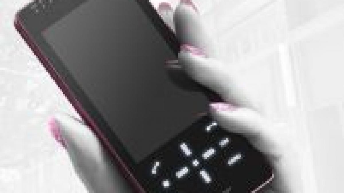 noul sharp willcom 03 design imbinat cu tehnologie foto