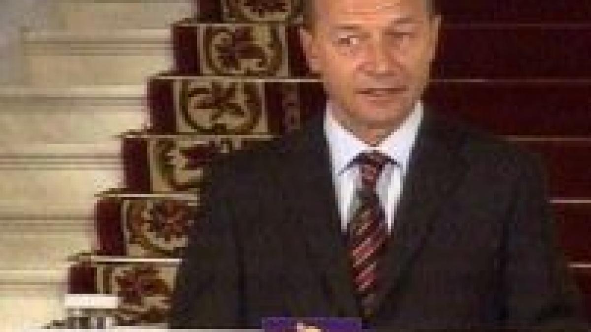 basescu alegerile de duminica reprezinta sansa de a scapa de intelegerile dintre partide