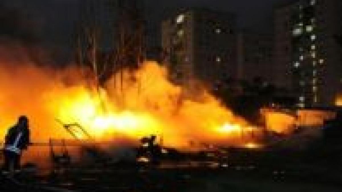 copiii italieni sustin incendierea taberelor de rromi prin desene si eseuri