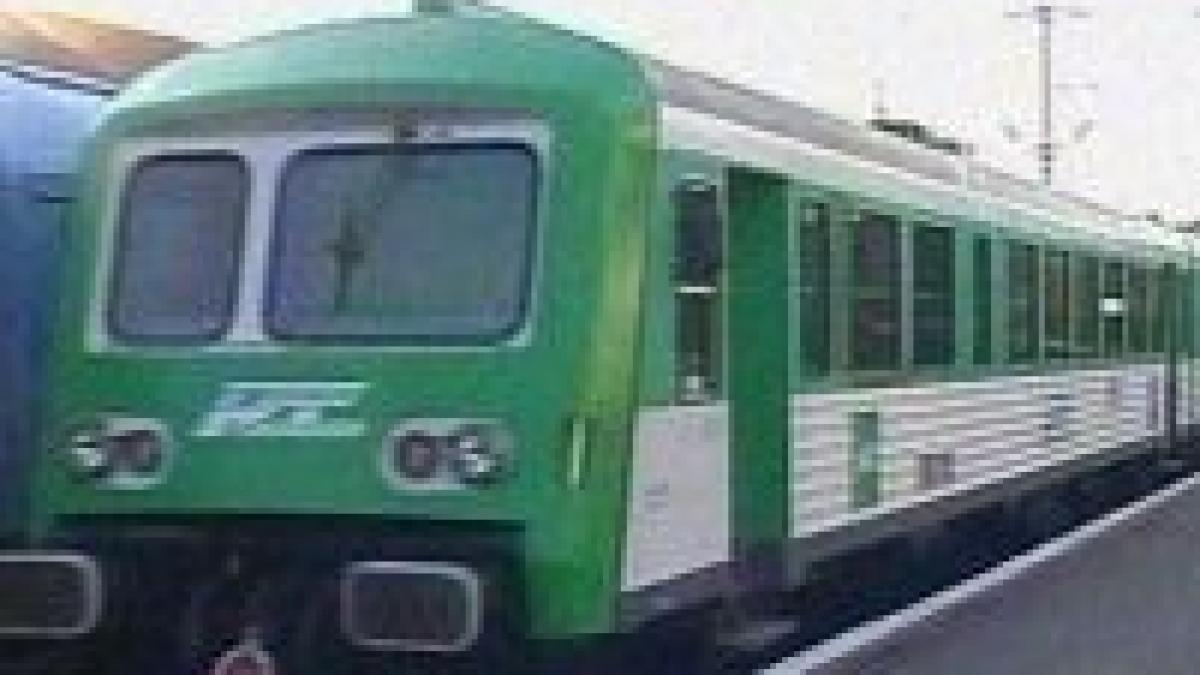 primul tren particular catre munte si mare