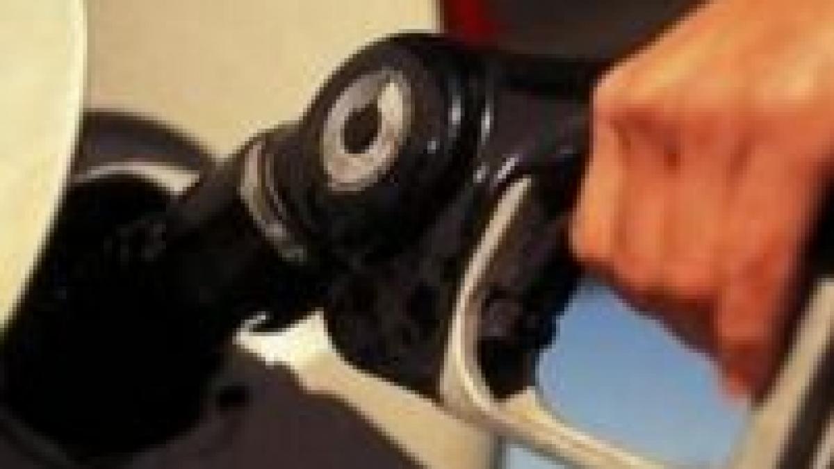 compania lukoil scade preturile la carburanti