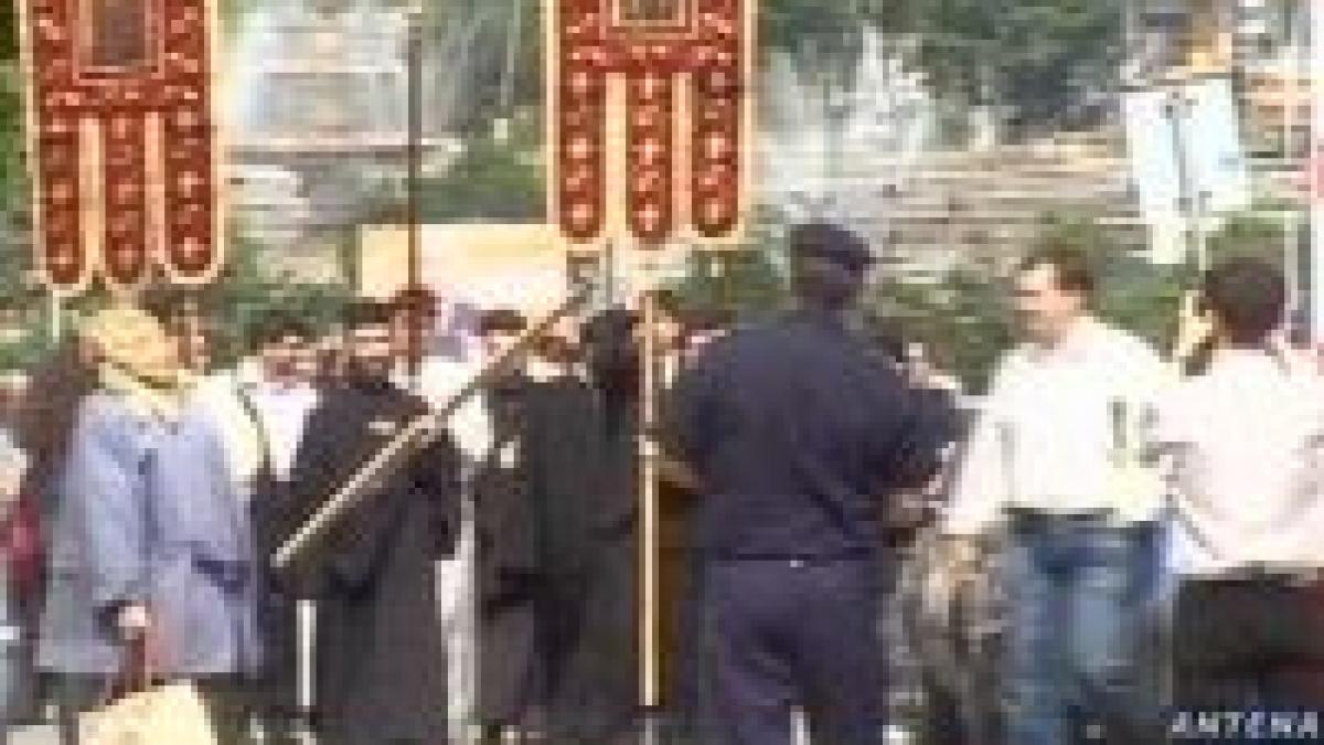 crestinii ortodocsi si greco catolici praznuiesc inaltarea domnului