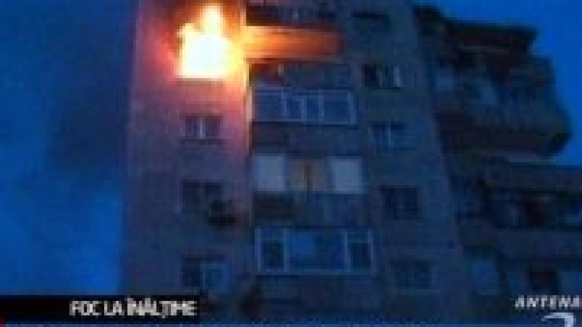 incendiu in capitala un apartament din bucuresti a fost cuprins de flacari