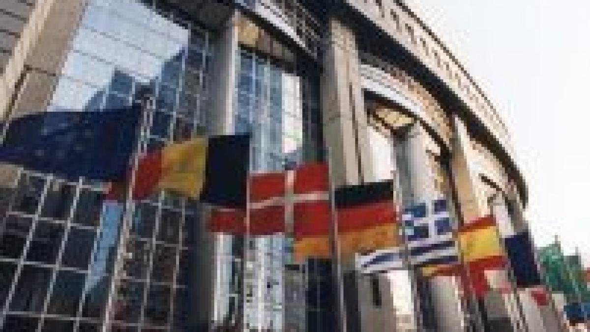 liderii u e se intalnesc pentru a decide soarta tratatului de la lisabona