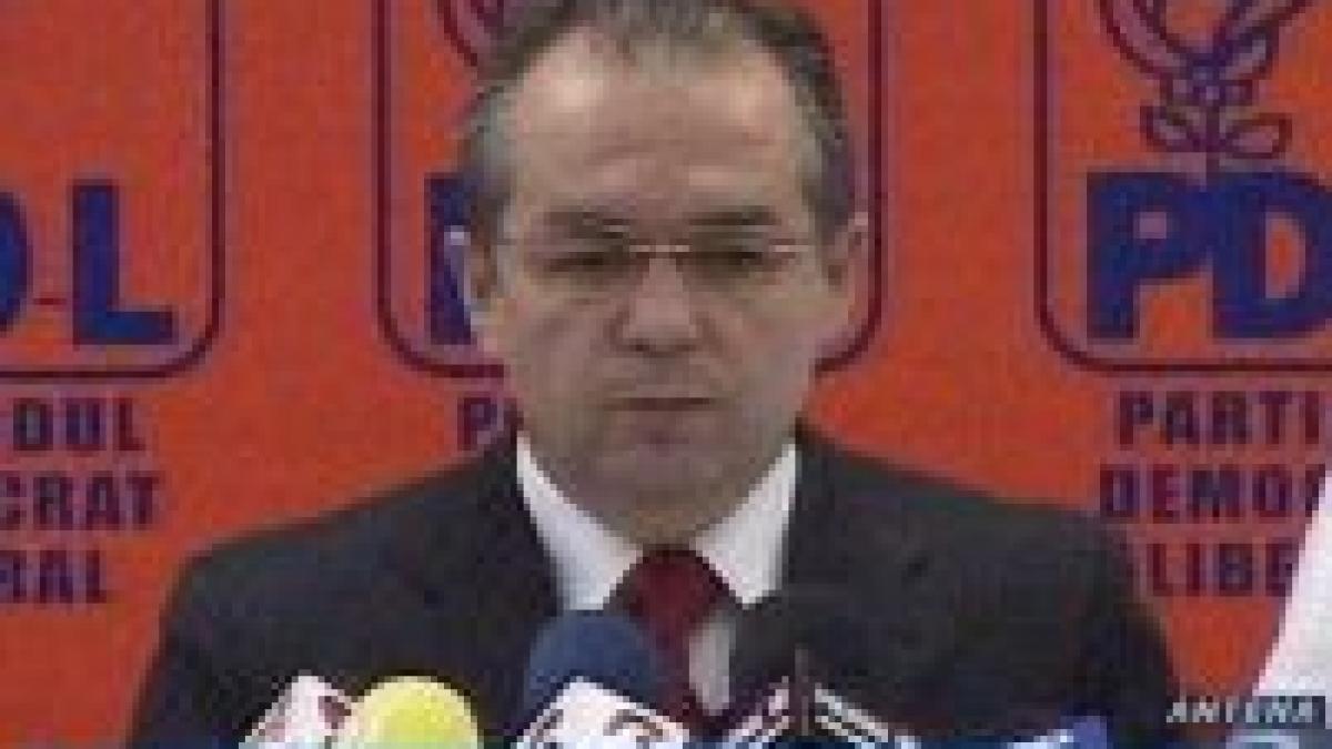 emil boc doua mari puteri s au confruntat in alegeri pd l si toti ceilalti