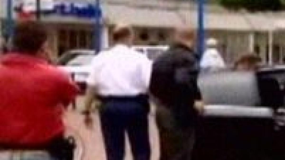 olanda un barbat a luat cinci ostatici in sediul primariei