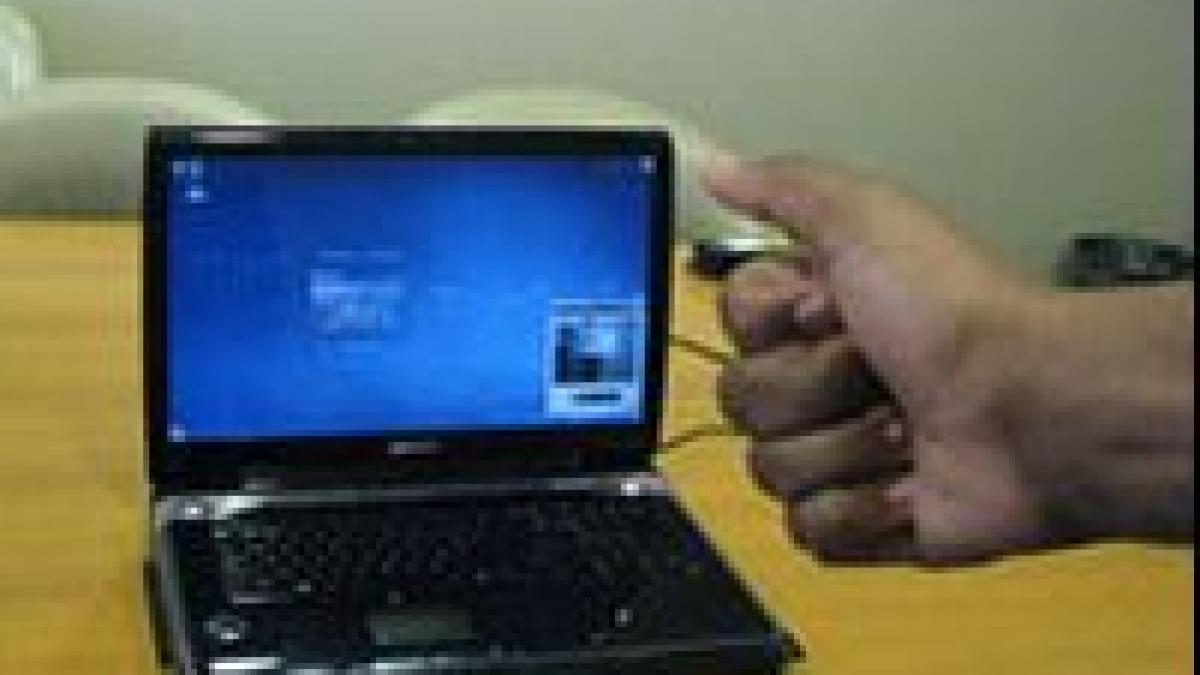 toshiba qosmio g55 primul notebook controlabil prin gesturi