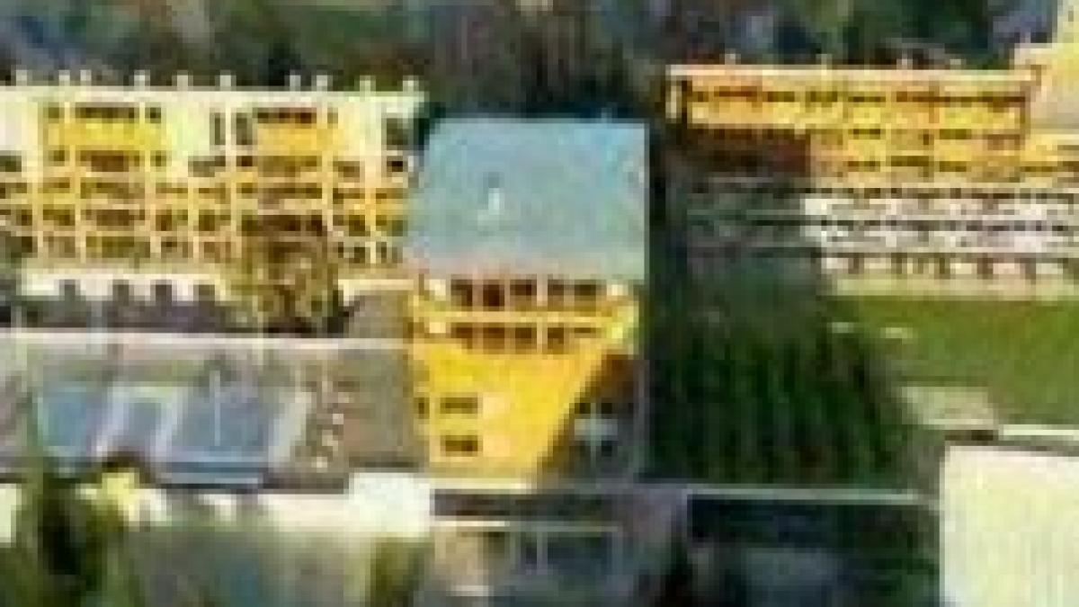 complex rezidential exclusivist langa poiana brasov cu heliport si teren de golf