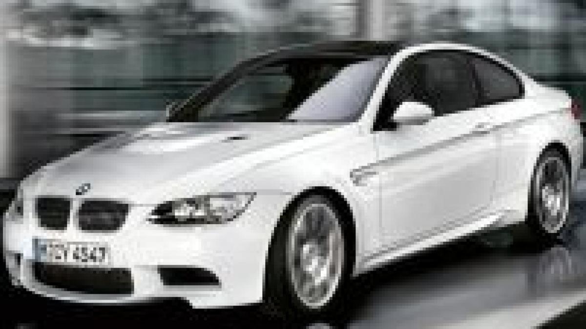 bmw motorsport gmbh aniverseaza 30 de ani de la productia primului m