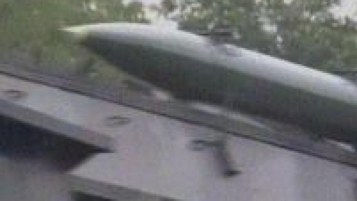 un american de origine romana acuzat ca a vandut piese de armament iranului