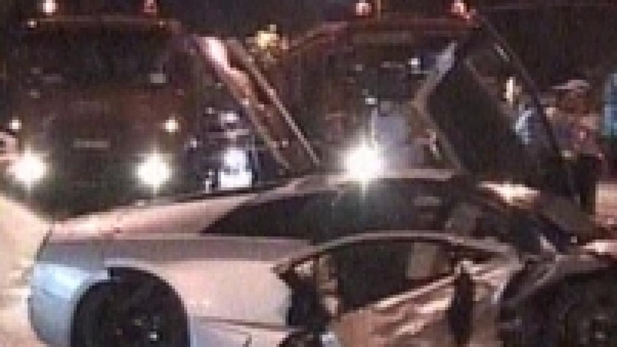 lamborghini distrus dupa o cursa ilegala pe strazile bucurestiului video