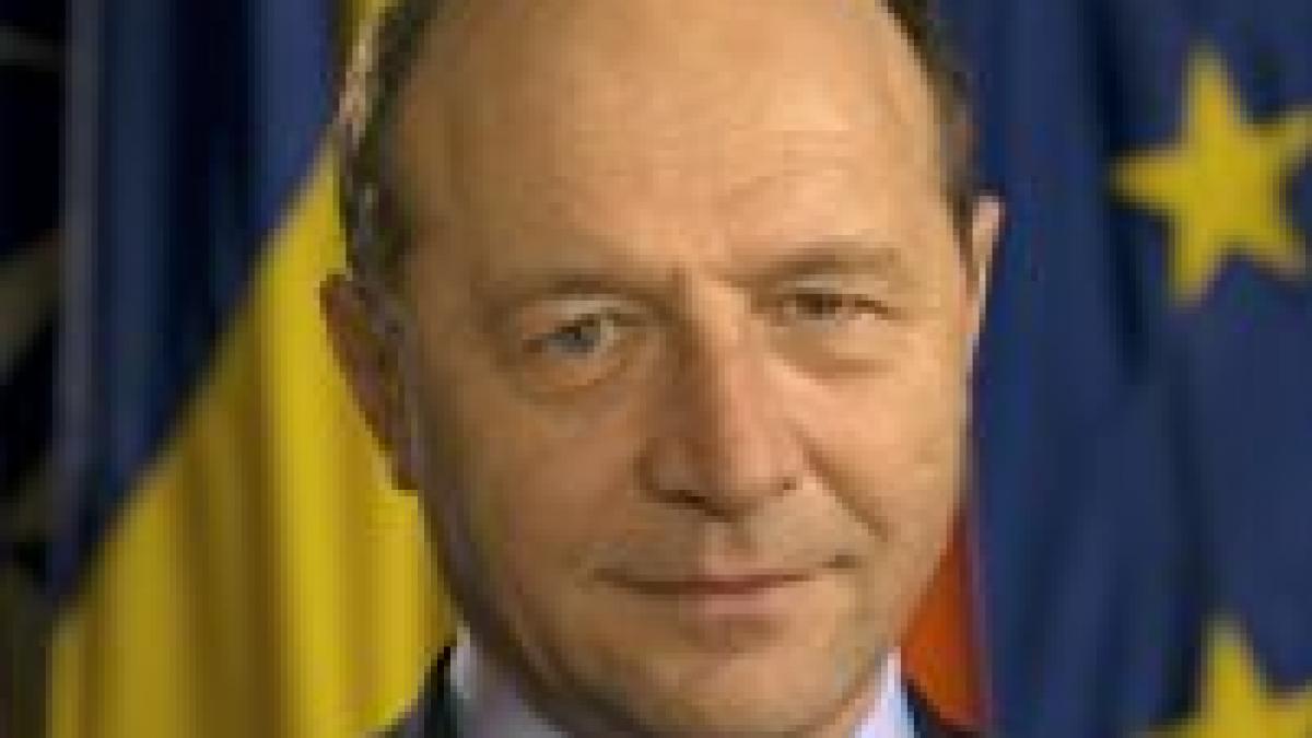 basescu cere convocarea unei sesiuni extraordinare in cazurile nastase si mitrea