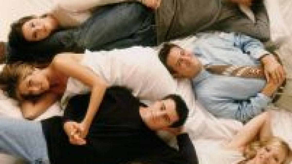 prietenii tai revin pe ecran gasca din central perk va juca intr un lungmetraj