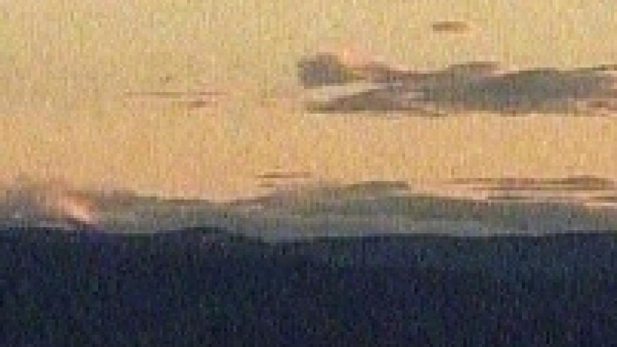 suedia soarele de la miezul noptii un fenomen care atrage sute de mii de turisti